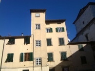 Piazza San Pierino, case-torre